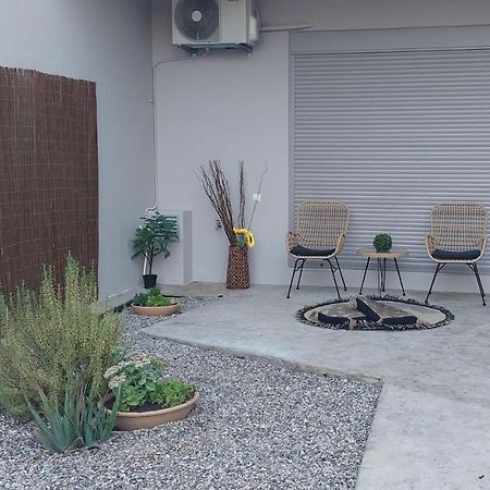 Peter'S Place Apartment Preveza Exterior foto