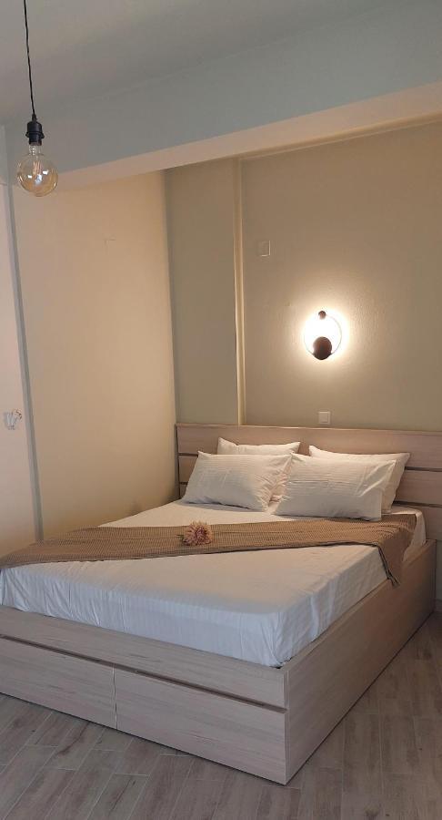 Peter'S Place Apartment Preveza Exterior foto